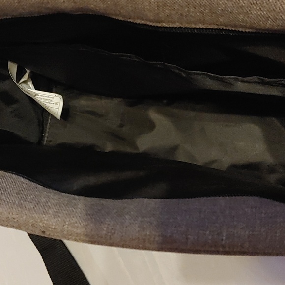 crossbody Messenger Bag Unisex - Picture 7 of 12